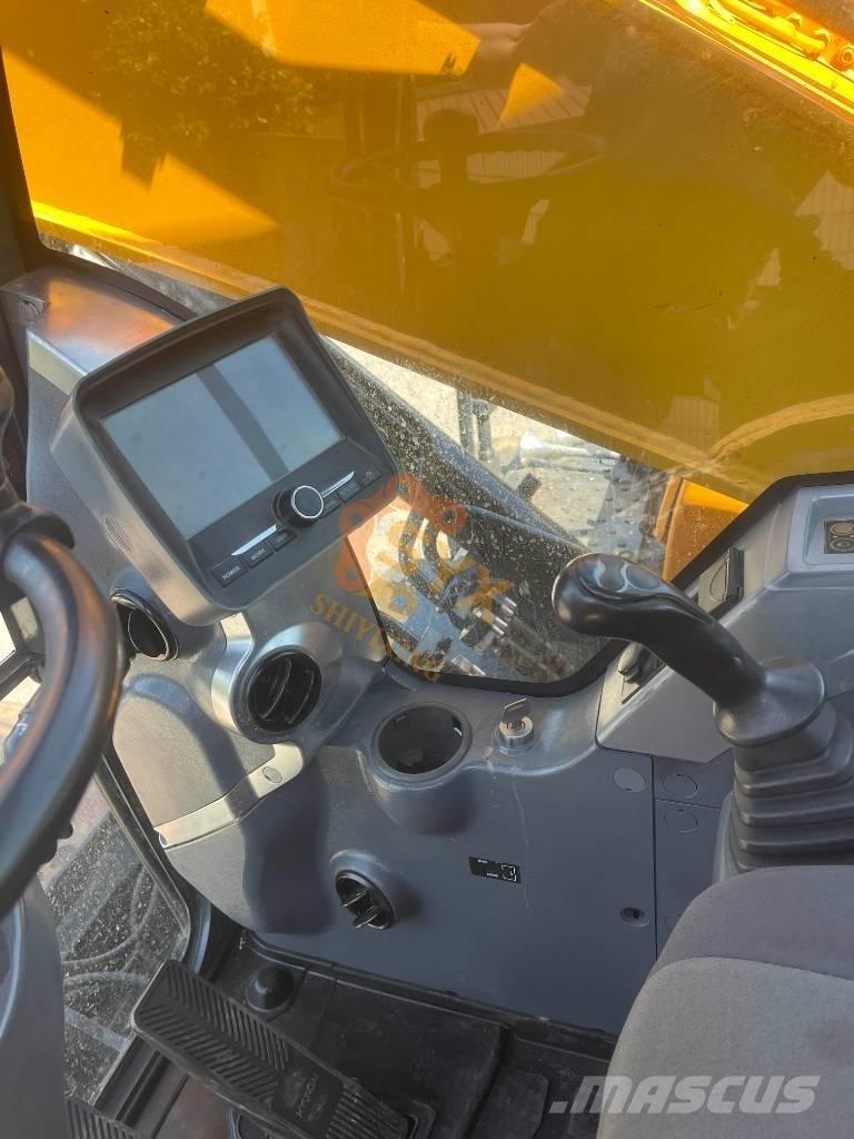 Hyundai R210W Wielgraafmachines
