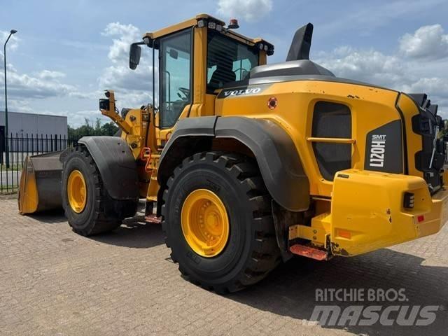 Volvo L 120 H Wielladers