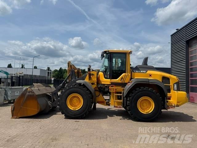 Volvo L 120 H Wielladers