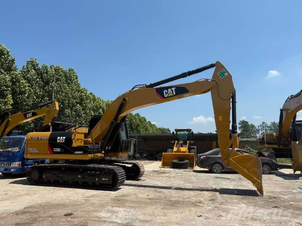 CAT 320 D Rupsgraafmachines