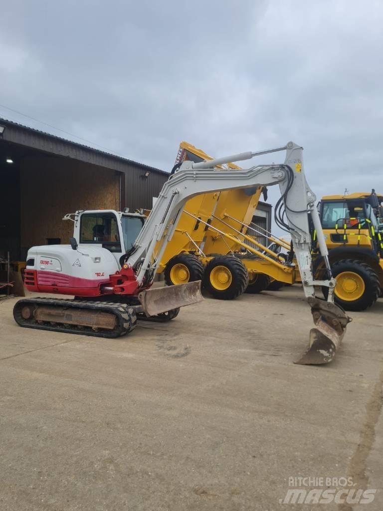 Takeuchi TB 290 Midigraafmachines 7t - 12t