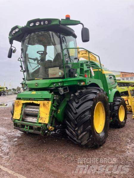 John Deere 8400 Zelfrijdende veldhakselaars