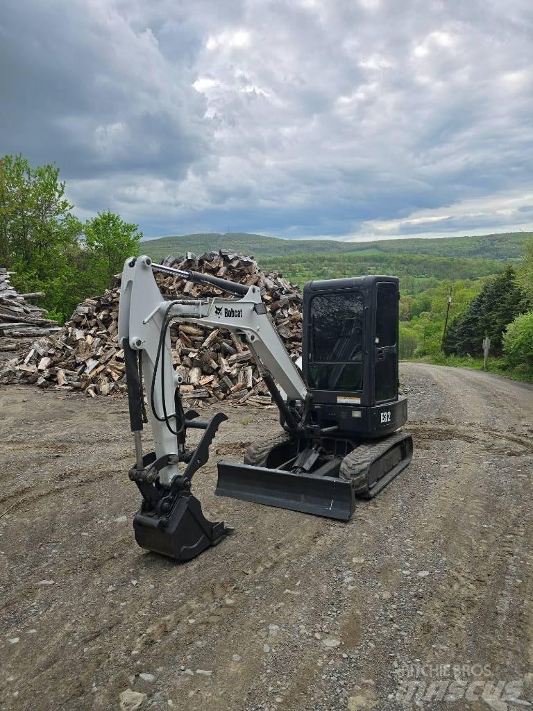 Bobcat E 32 Minigraafmachines < 7t