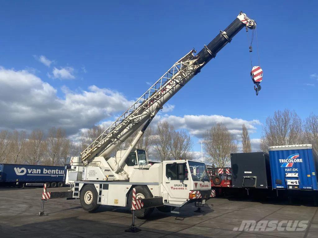 Liebherr LTM1030 Kranen voor alle terreinen