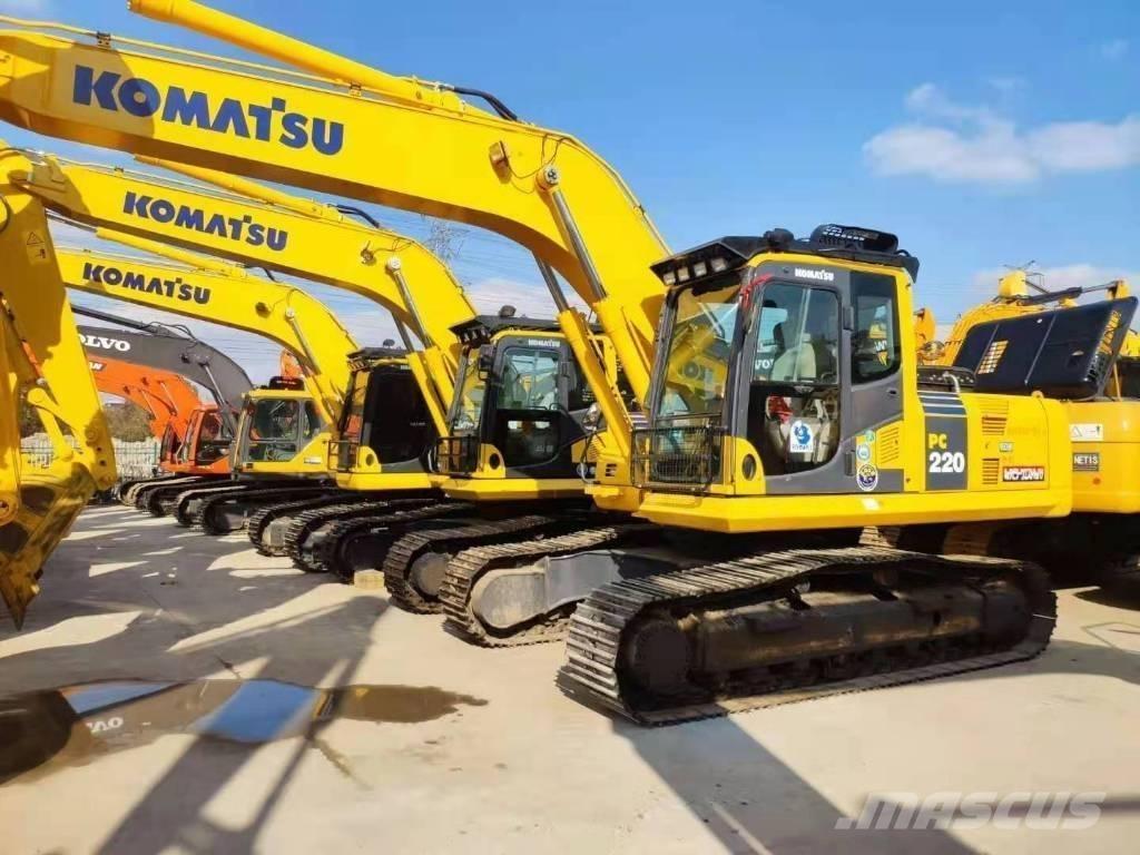 Komatsu 220-8 Rupsgraafmachines
