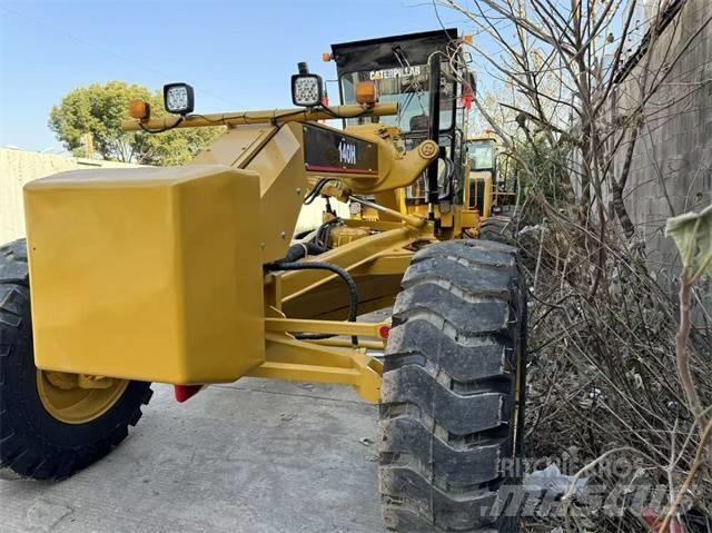 CAT 140 H Graders