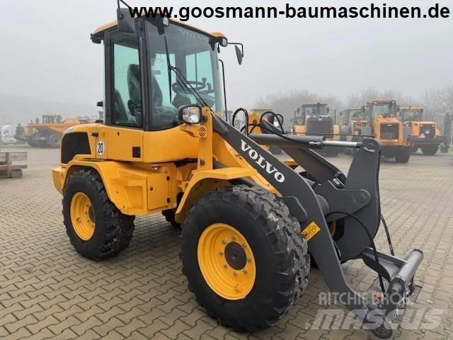Volvo L 30 G Wielladers