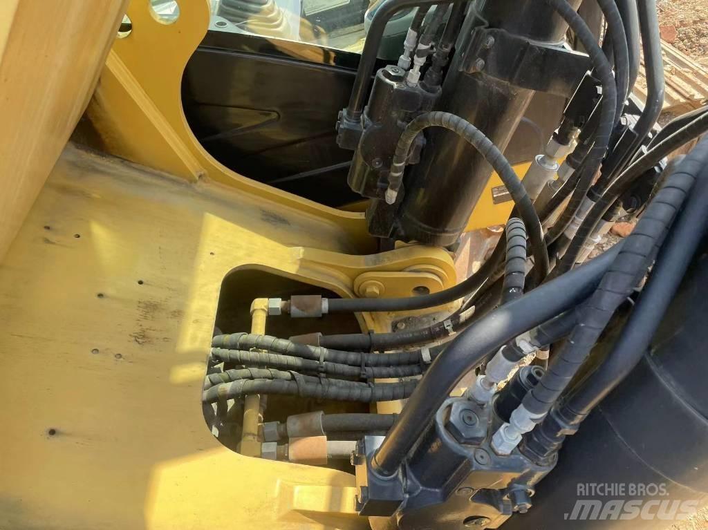 CAT 329 D Rupsgraafmachines