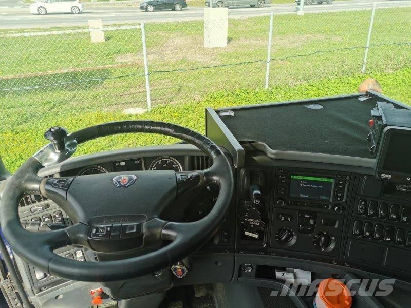 Scania G 450 Vrachtwagen met containersysteem