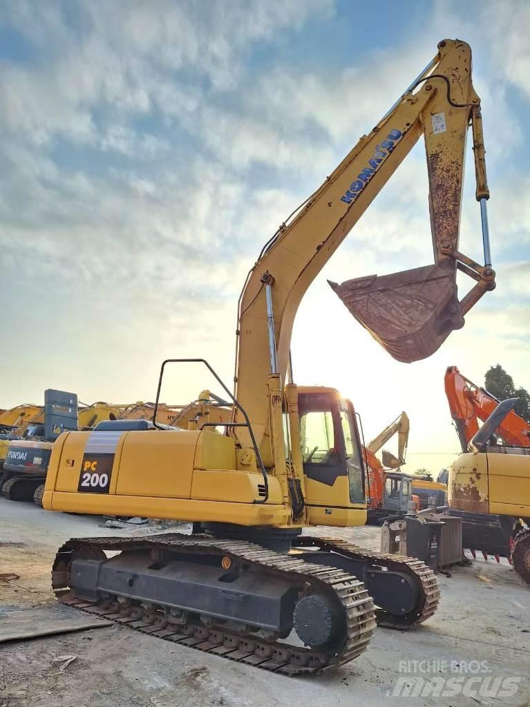 Komatsu PC 200-7 Rupsgraafmachines
