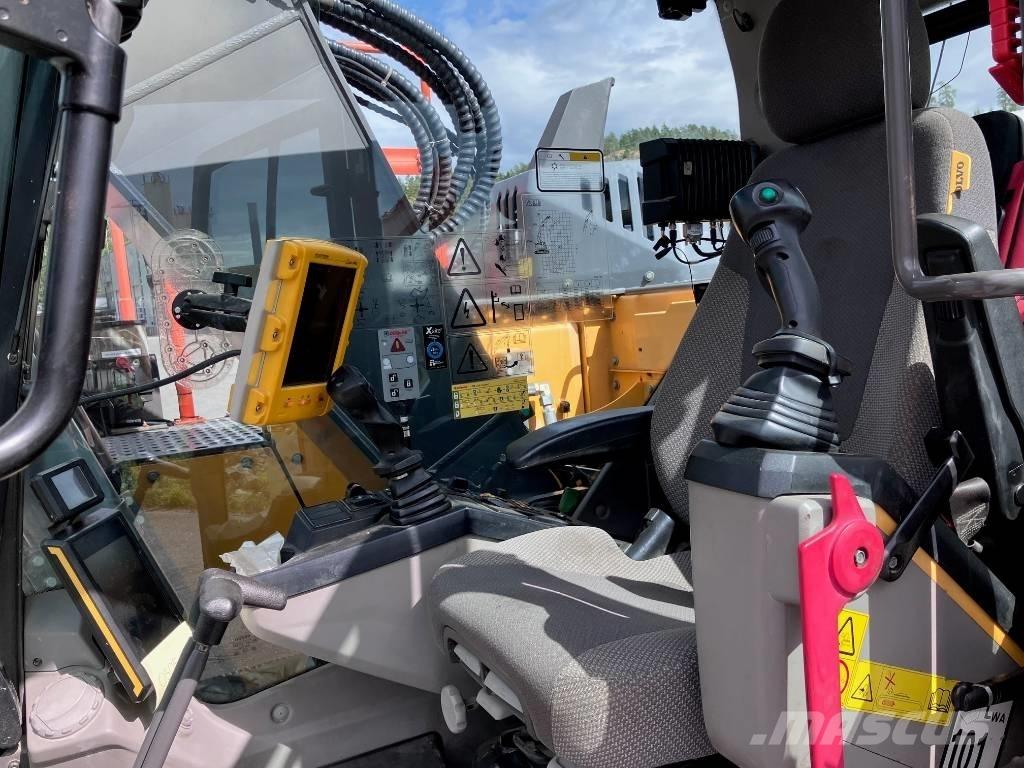 Volvo ECR 235 E Rupsgraafmachines