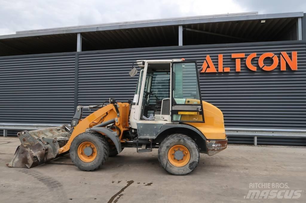 Liebherr L 506 Wielladers