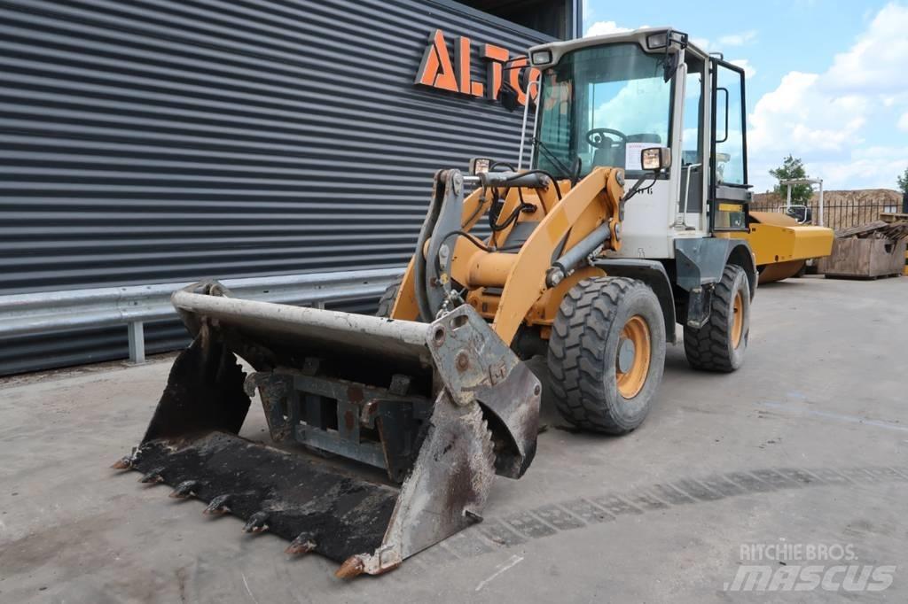 Liebherr L 506 Wielladers