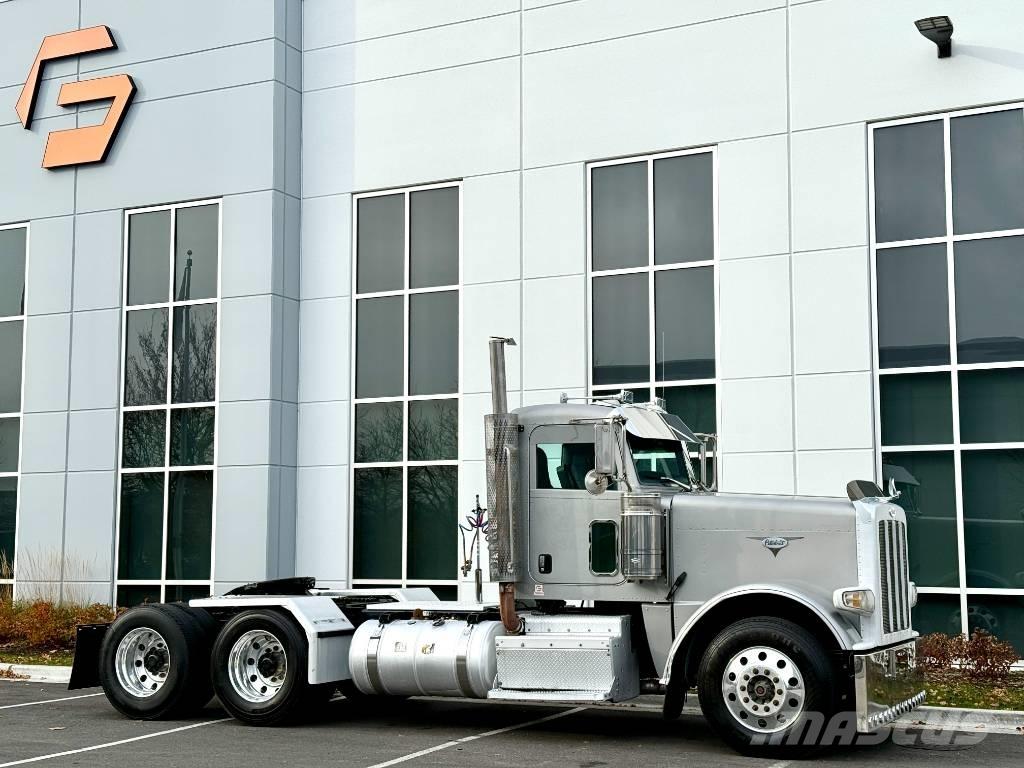 Peterbilt 388 Trekkers
