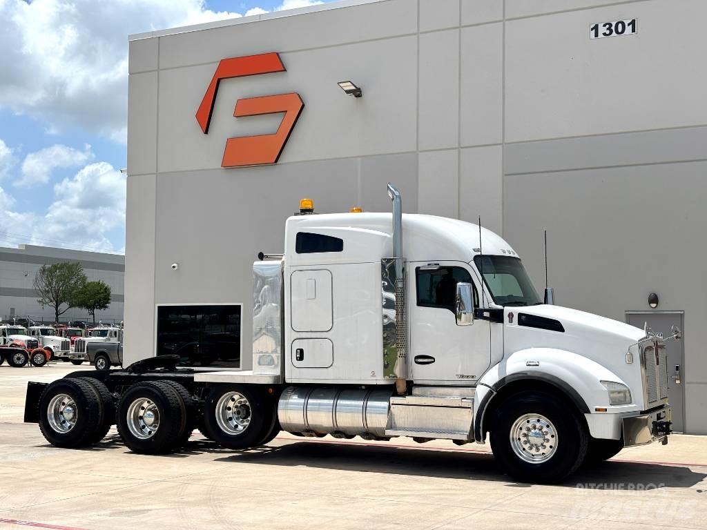 Kenworth T 880 Trekkers