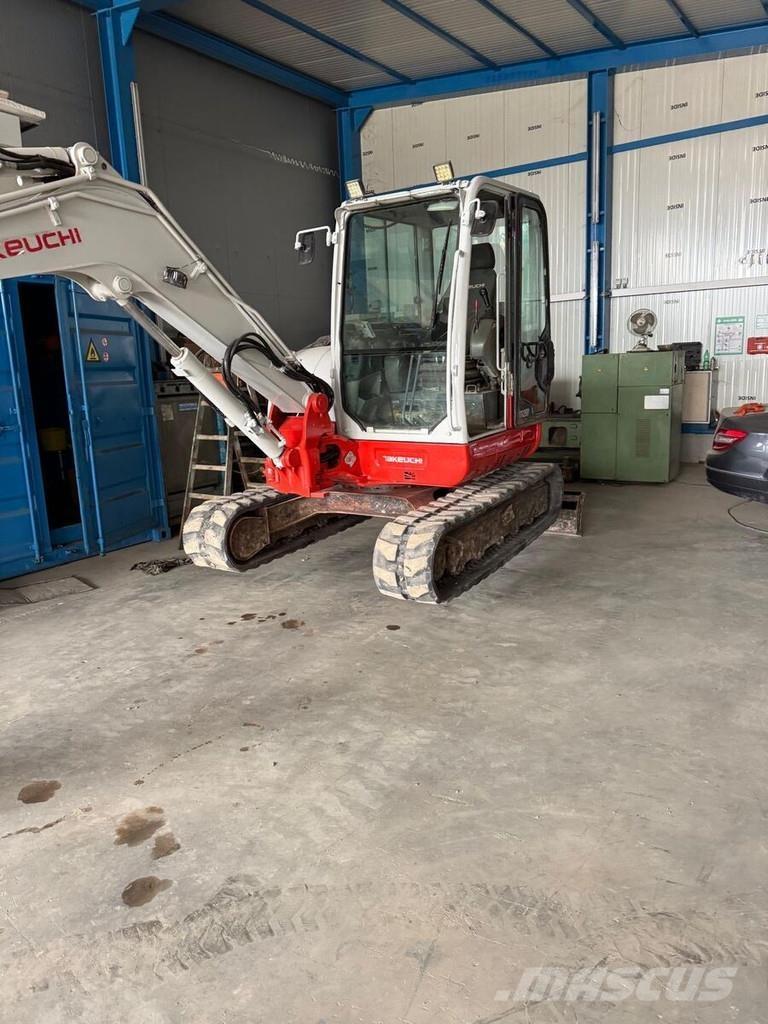 Takeuchi TB260 Minigraafmachines < 7t