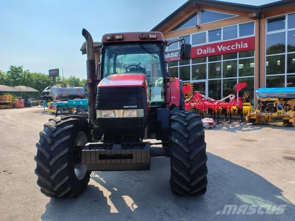 Case IH MX 135 Tractoren