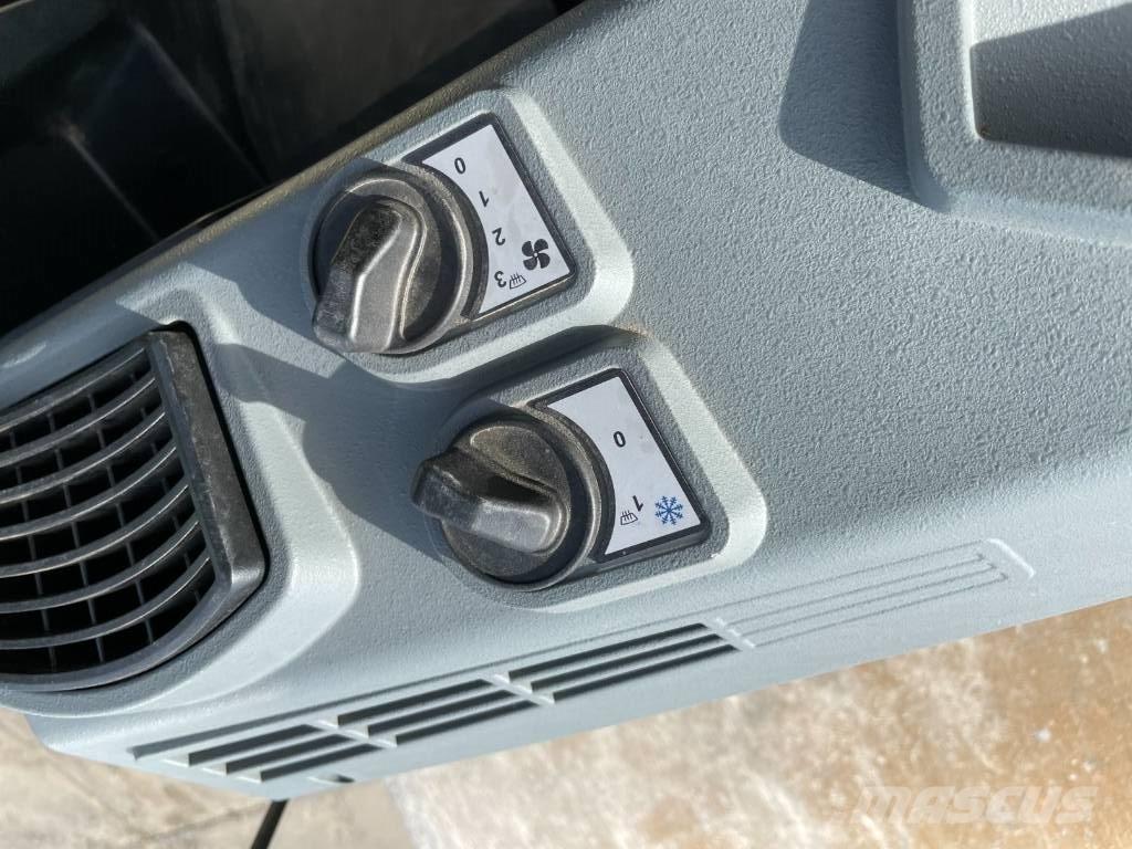 Bomag BW 213 D-5 Trilrolwalsen