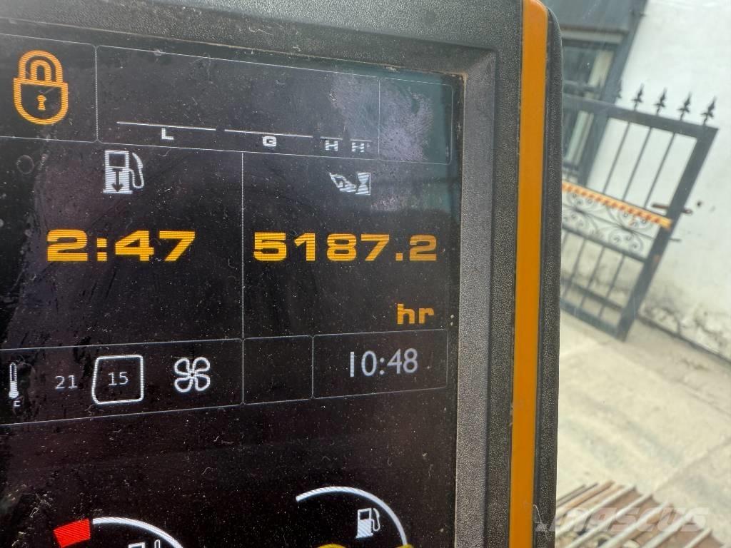 JCB JZ 140 LC Rupsgraafmachines