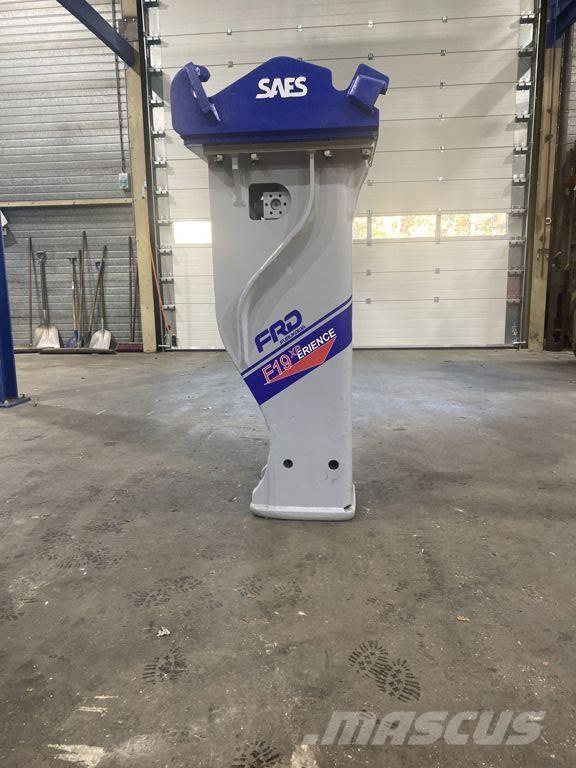 FRD F19 Hamers en brekers