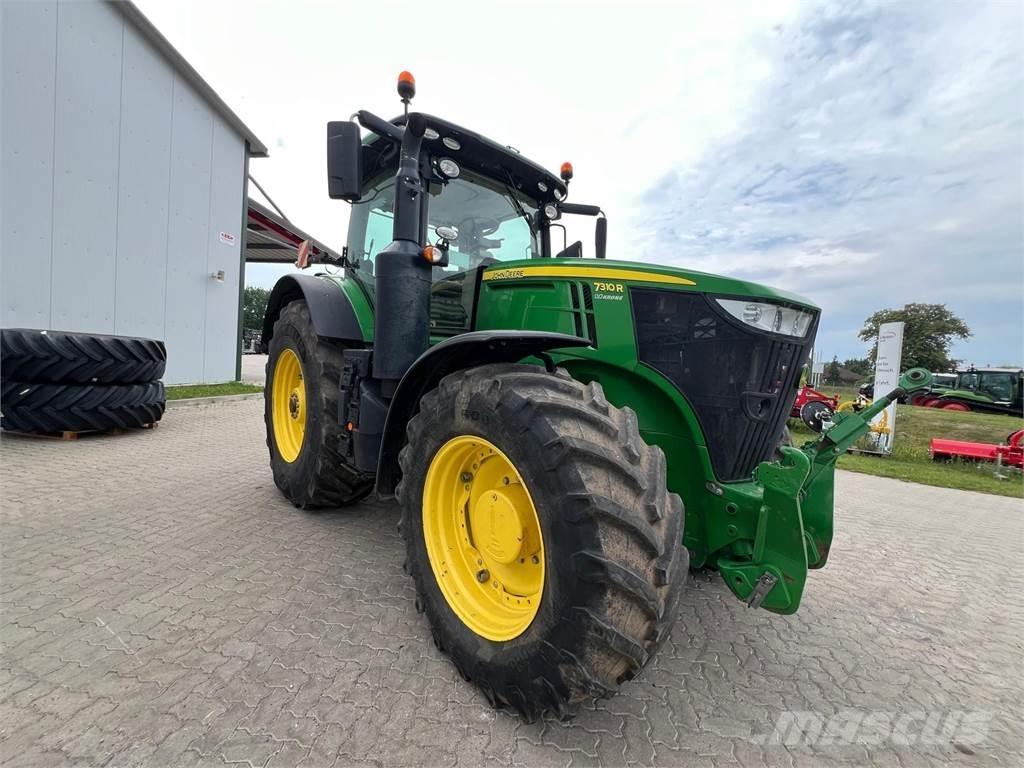 John Deere 7310 R Tractoren