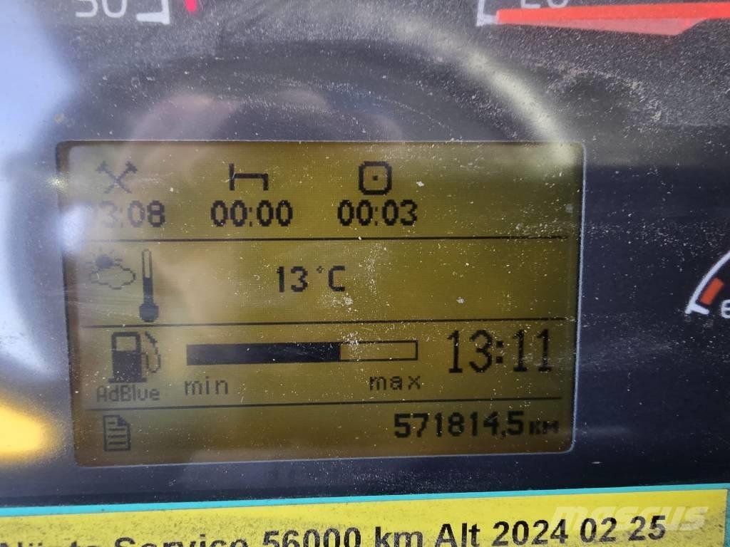 Volvo FM 300 Bakwagens met gesloten opbouw