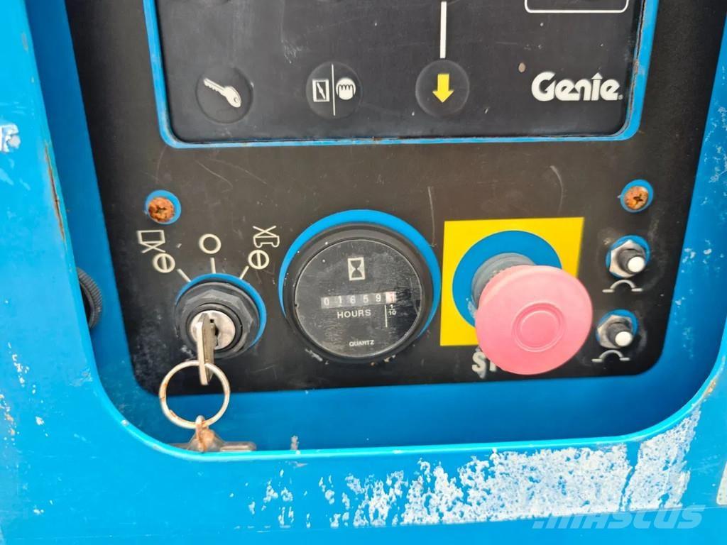 Genie GS 3369 4x4 Schaarhoogwerkers