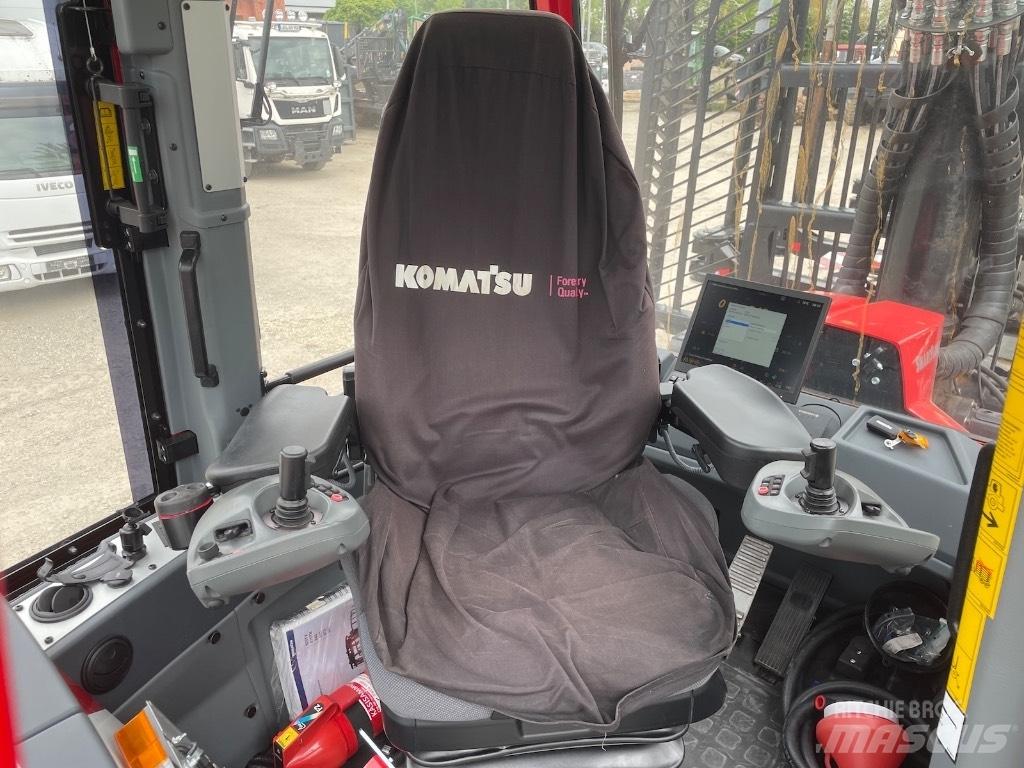 Komatsu 855 Uitrijwagens