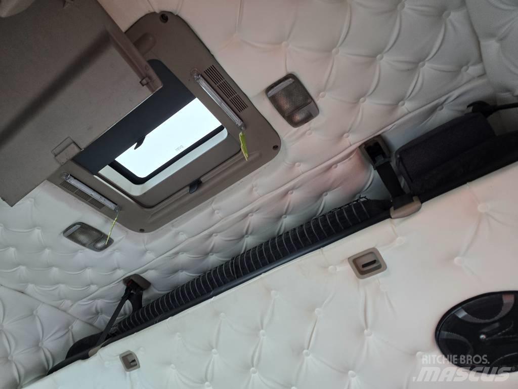 Scania R 500 LA Trekkers