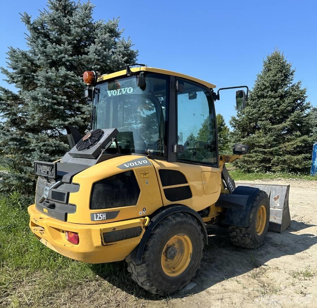 Volvo L 25 H Wielladers