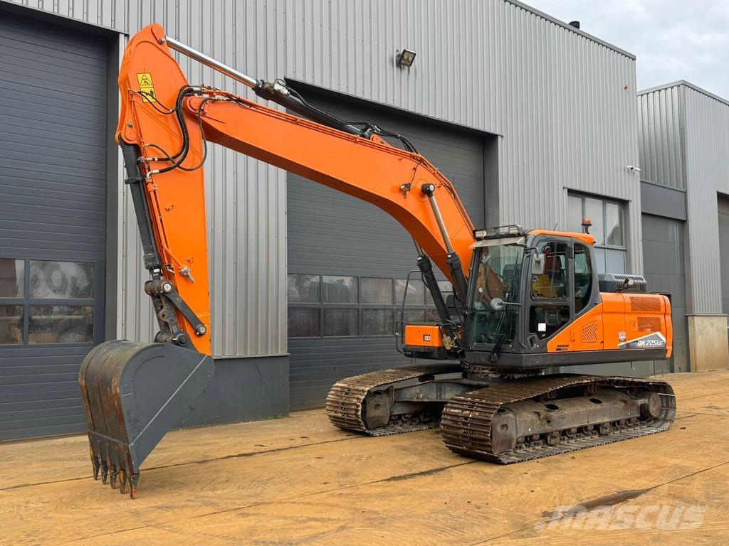Doosan DX225LC-7 Speciale Graafmachines