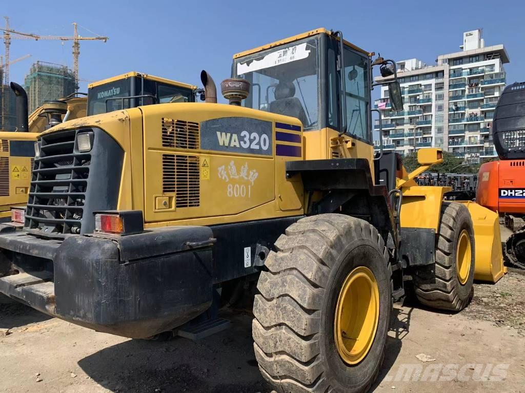 Komatsu WA 320-5 Wielladers