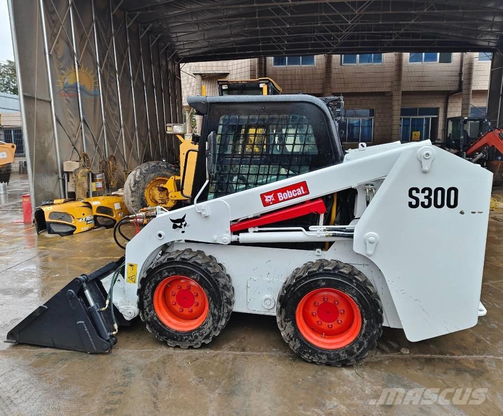 Bobcat S 300 Schrankladers