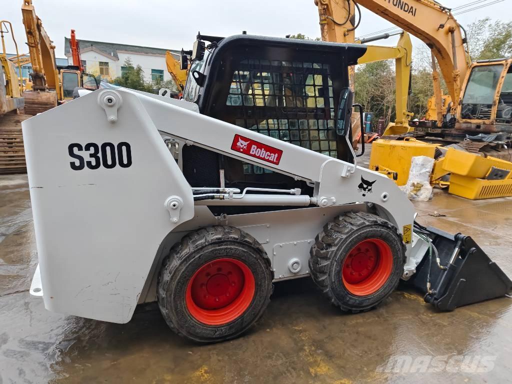 Bobcat S 300 Schrankladers