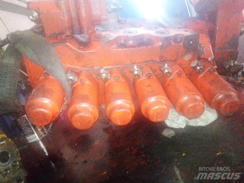 O&K RH 9 LC Hydraulics