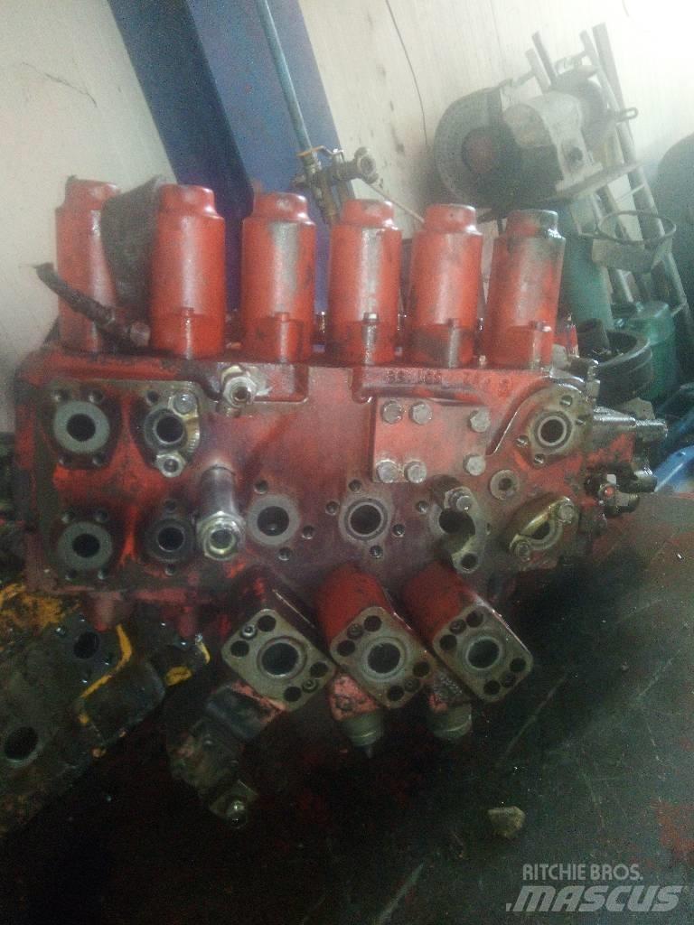 O&K RH 9 LC Hydraulics