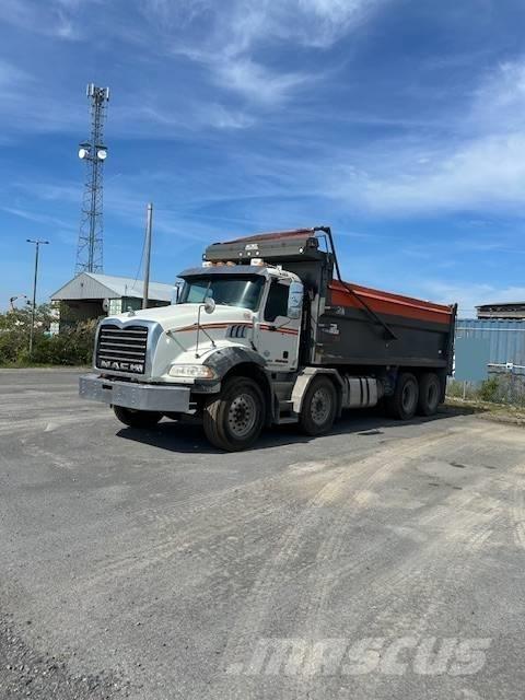 Mack GU813 Kipper