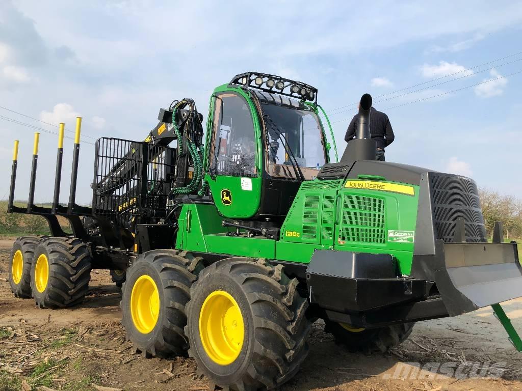 John Deere 1210 G Uitrijwagens