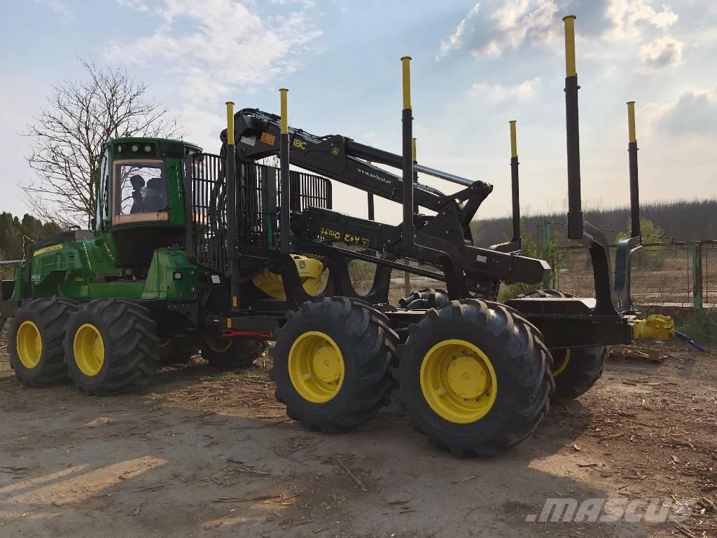 John Deere 1210 G Uitrijwagens