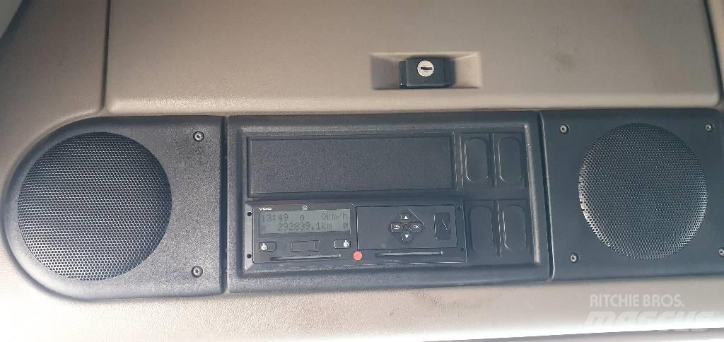 DAF XF 105.460 Trekkers