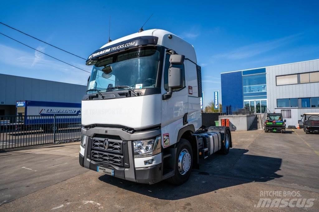 Renault T 520 Trekkers