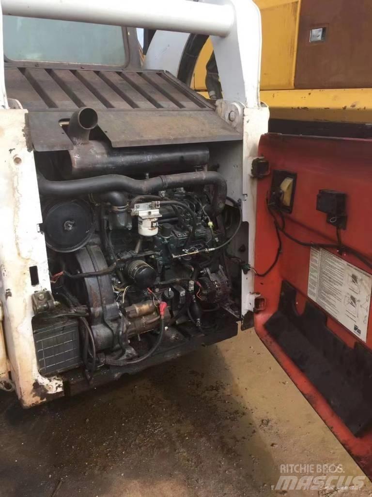 Bobcat S 300 Schrankladers