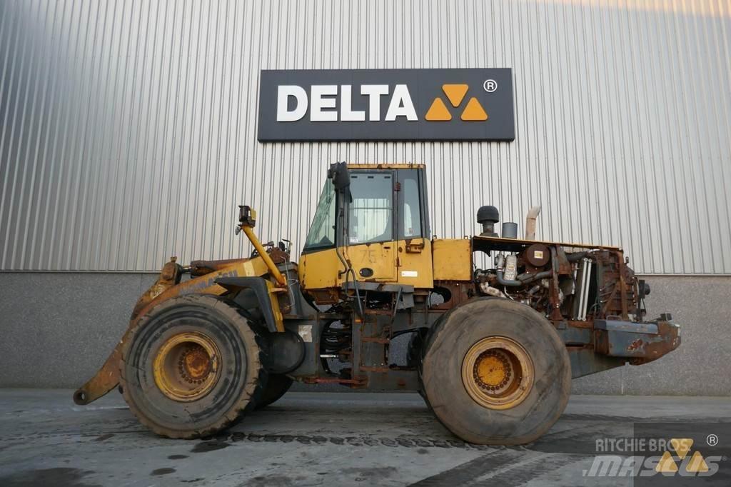 Komatsu WA470-6 Wielladers