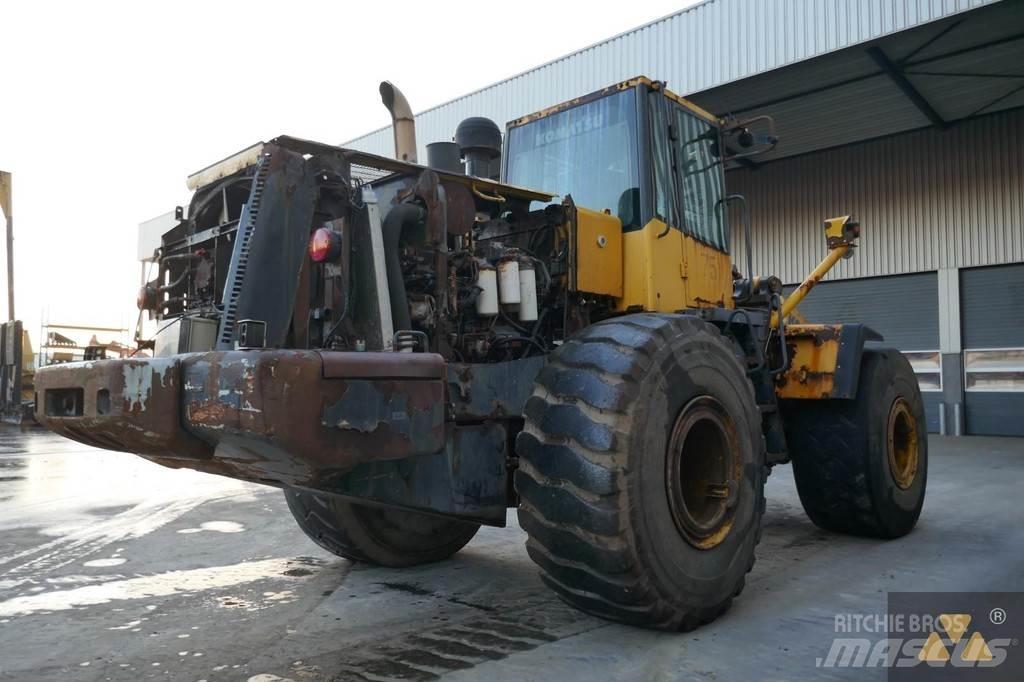 Komatsu WA470-6 Wielladers