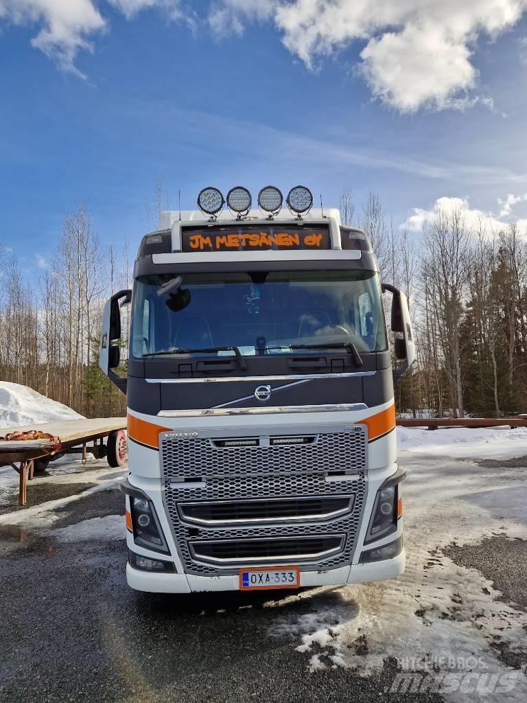 Volvo FH 16 Chassis met cabine