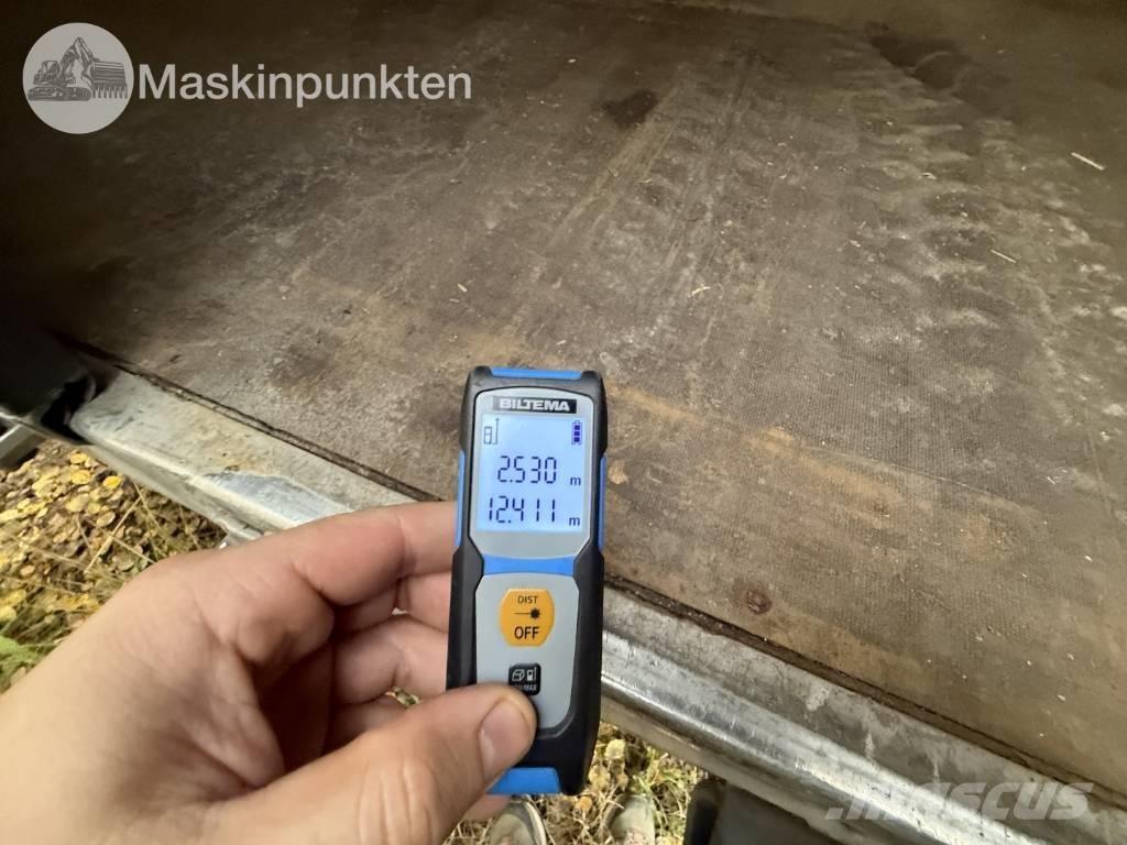 Närko D4HW13L62 Gesloten opbouw trailers