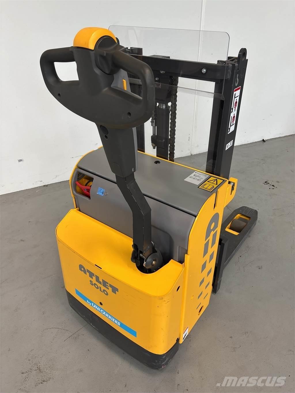 Atlet PSL125 Meeloop stapelaar