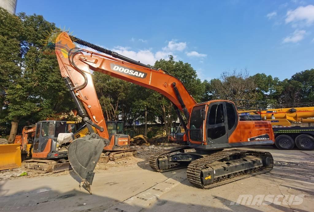 Doosan DX 300 LC Rupsgraafmachines