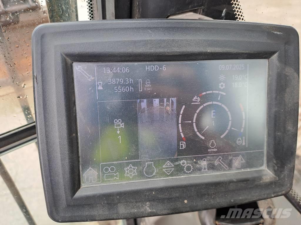 Liebherr R 946 Rupsgraafmachines