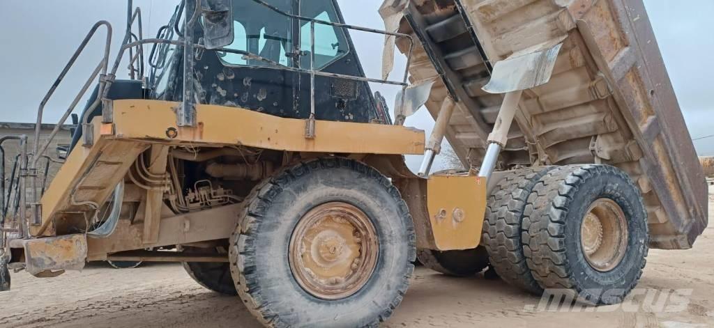 CAT 773 F Starre dumpers